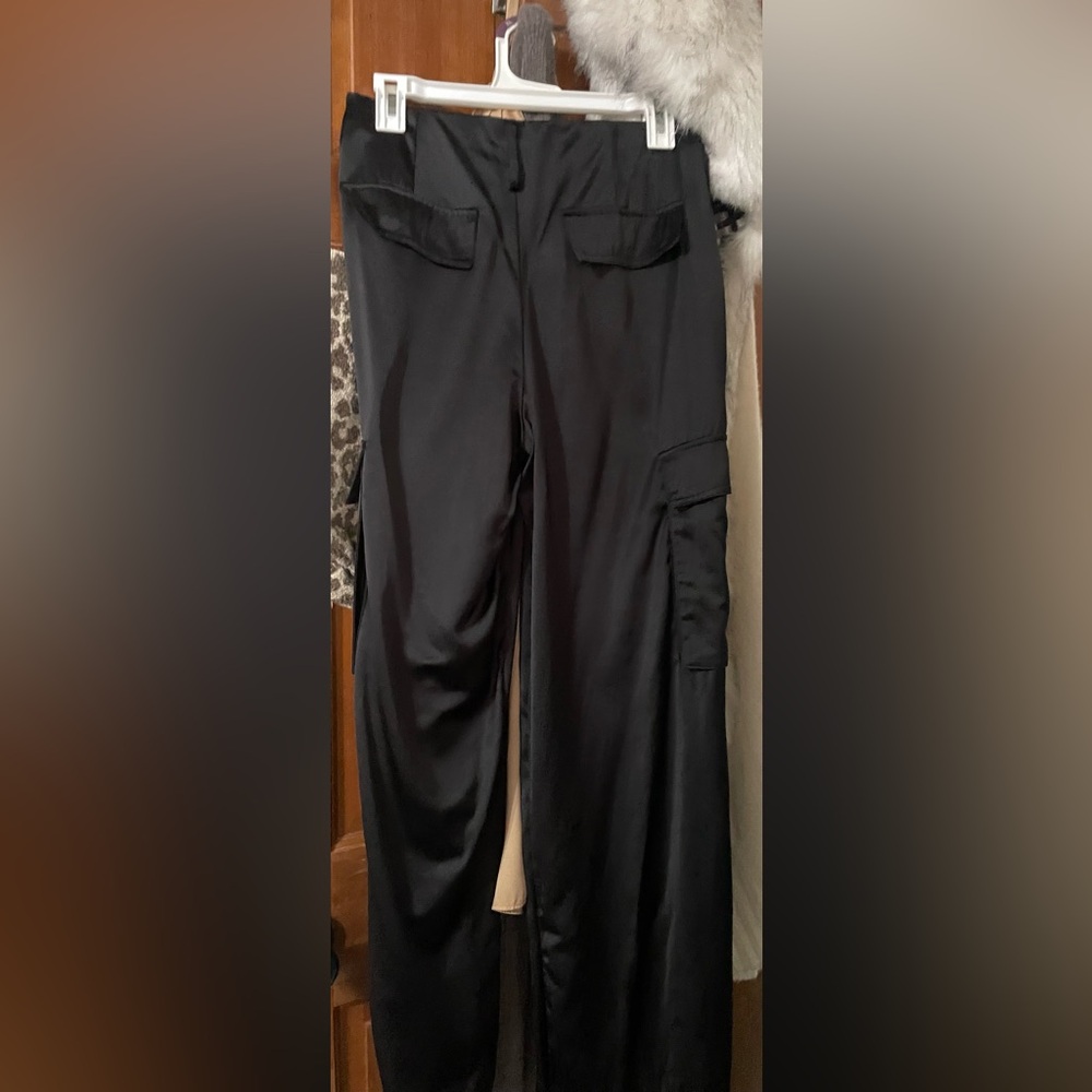 Zara Satin Cargo Utility Pants🖤 - Picture 5 of 8
